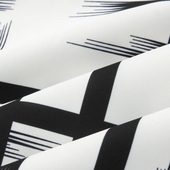 Petite Studio Milani Dress Brush Paint - Picture 7 of 7